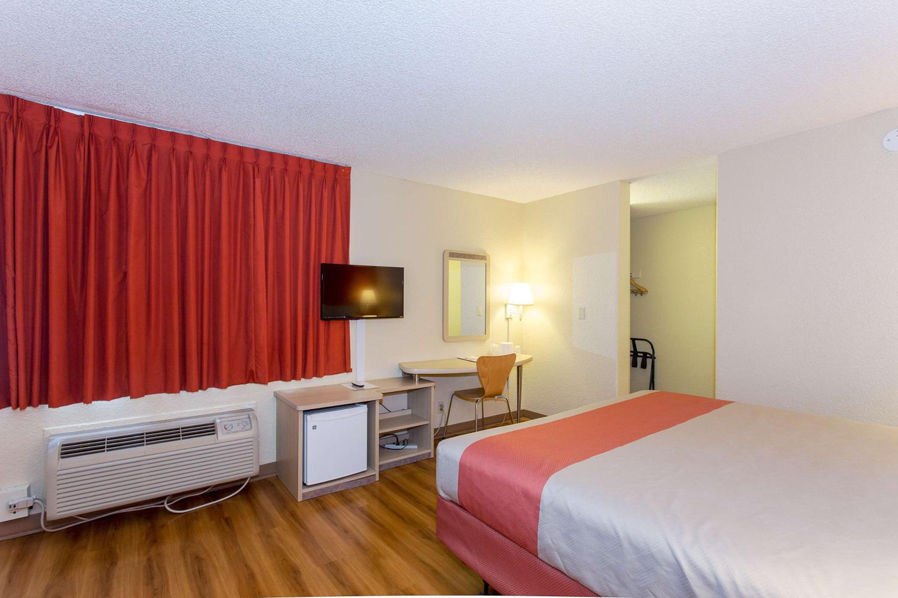 Cathedral Hill Hotel - photo 7