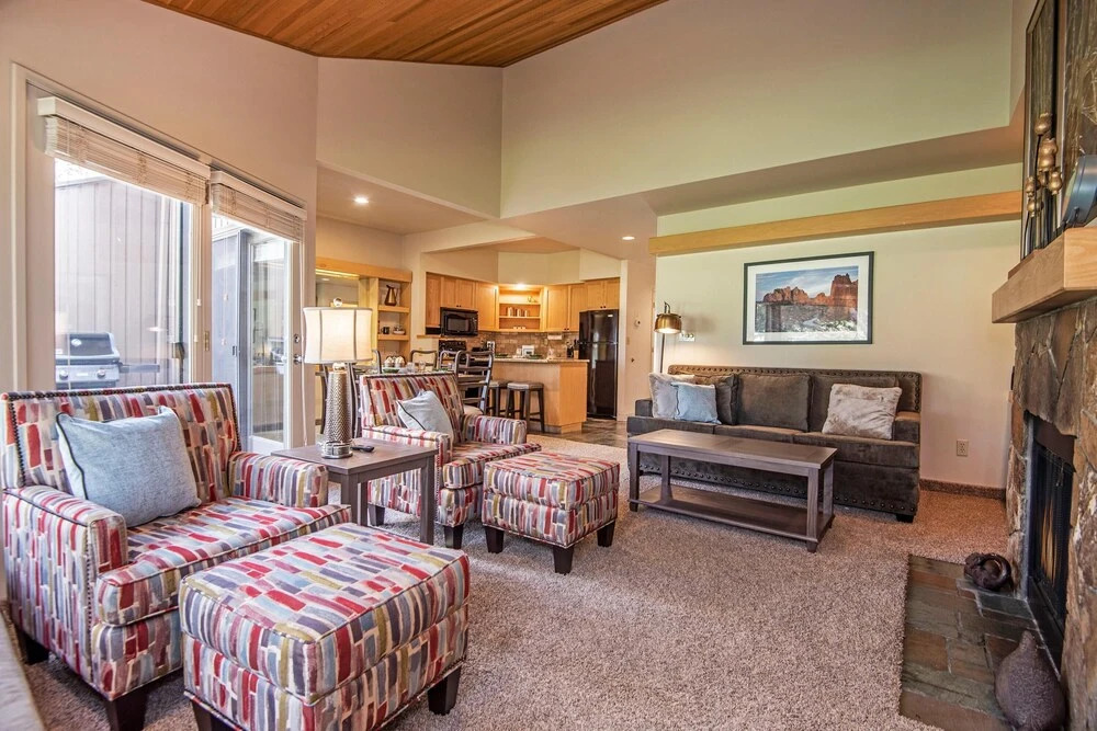 Eagle Crest On The Green Meredith Lodging — Redmond