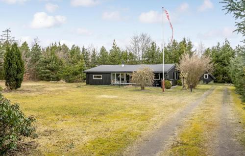 Nice Home In Hals With Wifi — 4-Star Luxury Hotel in Hals, Denmark