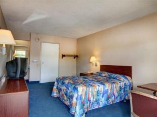 Red Roof Inn St Louis Florissant - photo 6