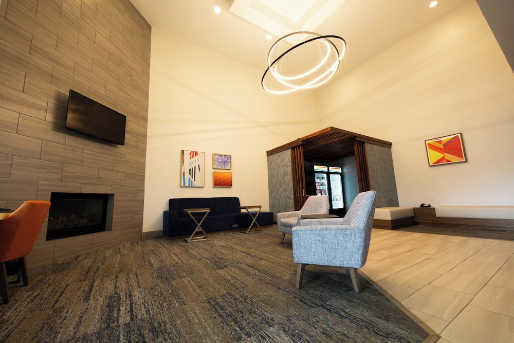 Holiday Inn Express Hotel & Suites Canyon by IHG - photo 79