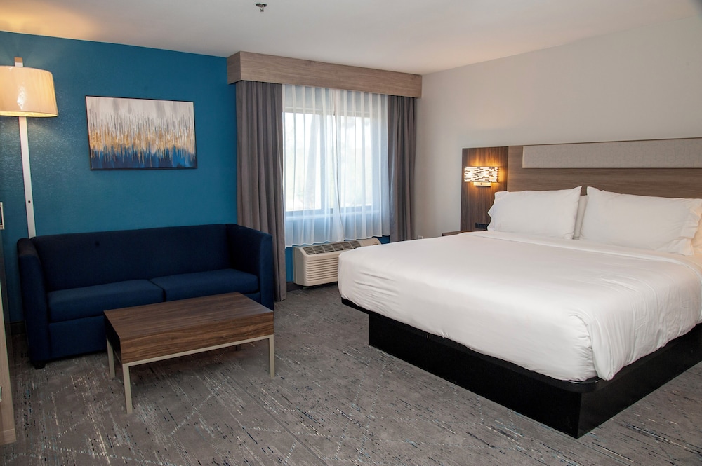 Holiday Inn Express Airport Tucson by IHG - photo 25