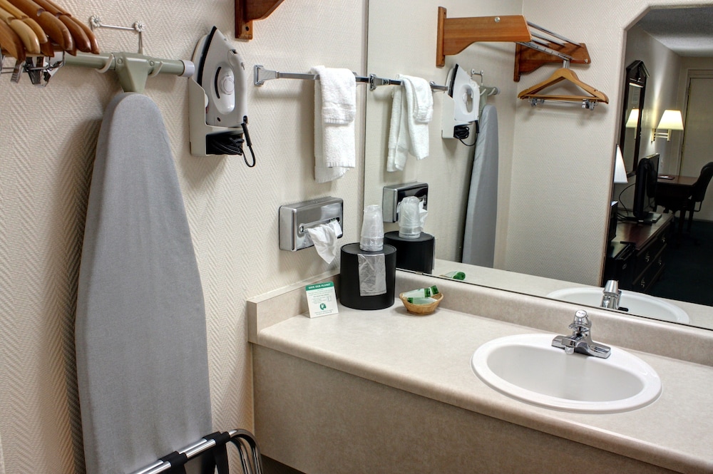 Baymont by Wyndham Grand Junction - photo 31
