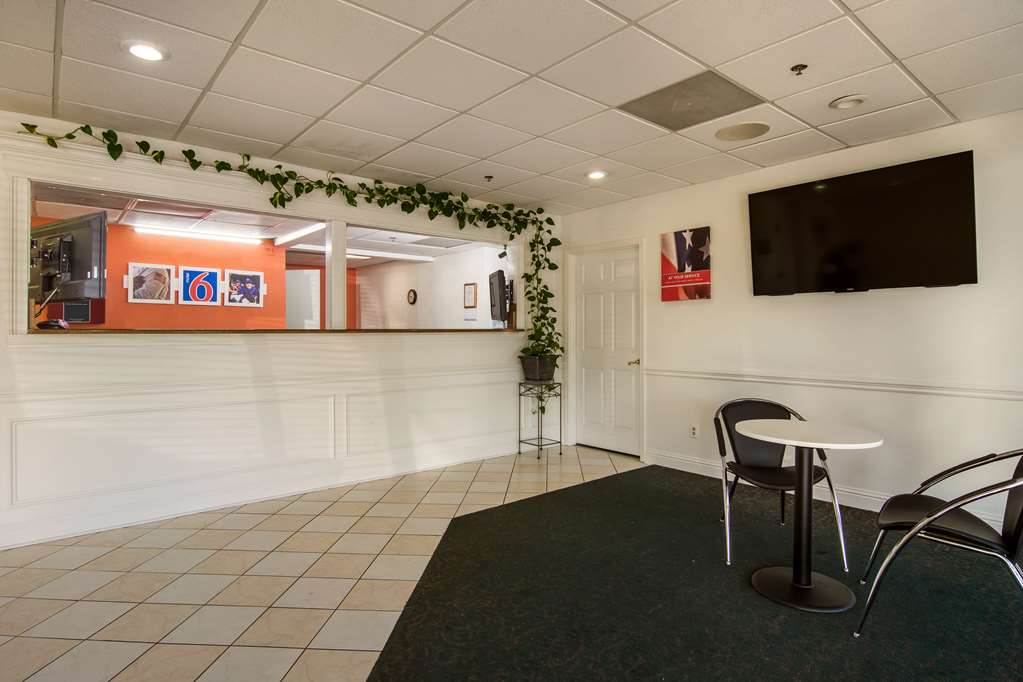 Motel 6 Warner Robins GA - photo 20