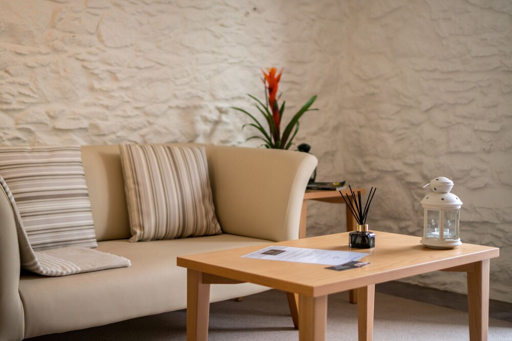 Welcome Madeira Apartments by Wanderlust Madeira — 4-Star Luxury Hotel in Funchal, Portugal