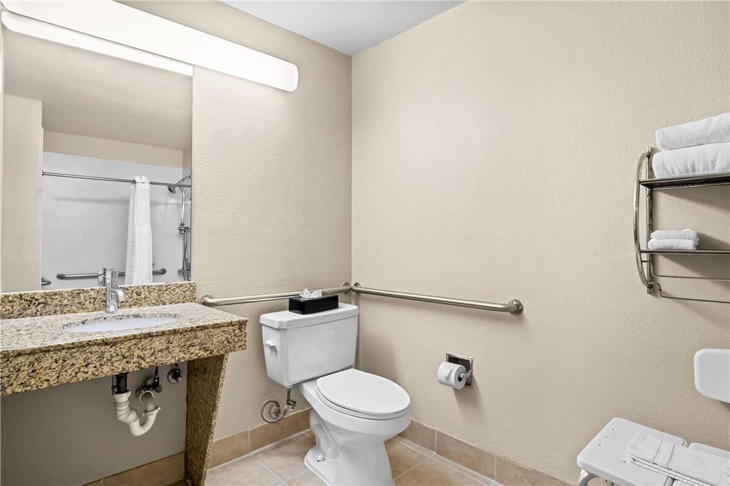 Quality Suites Irving Las Colinas - photo 8