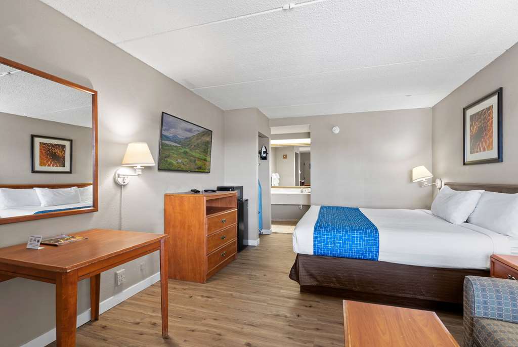 Travelodge by Wyndham Pueblo - photo 18
