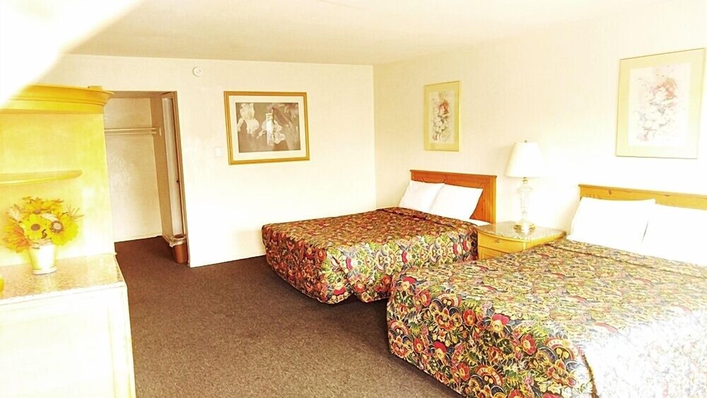 Parkway Inn Fresno - photo 6