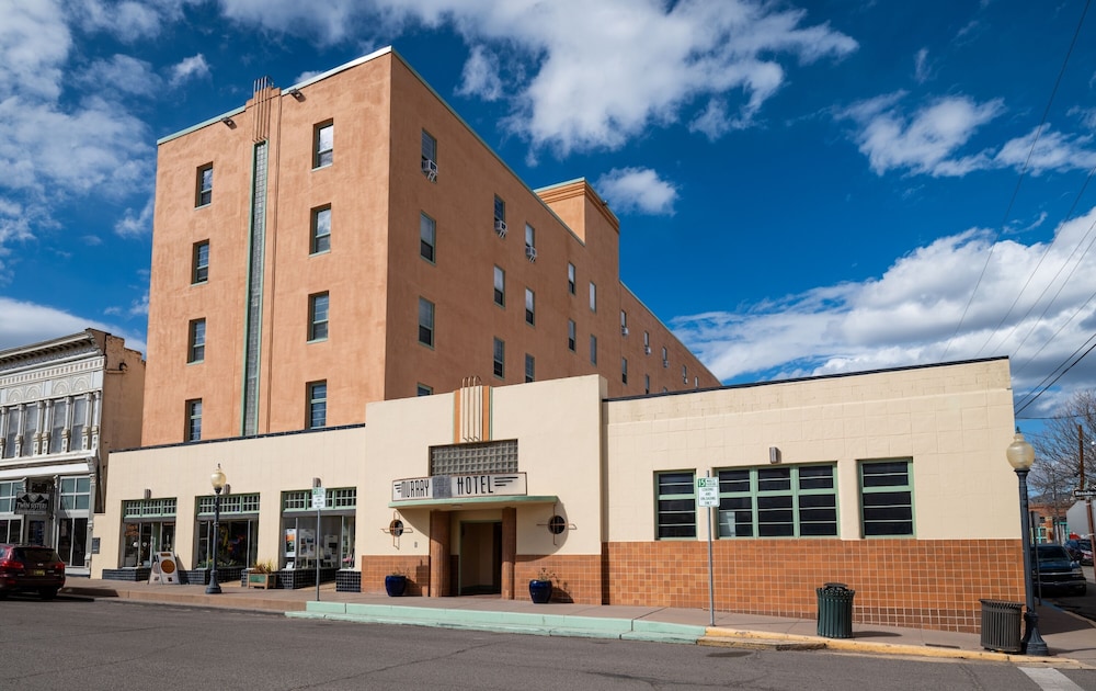Murray Hotel — Meriden