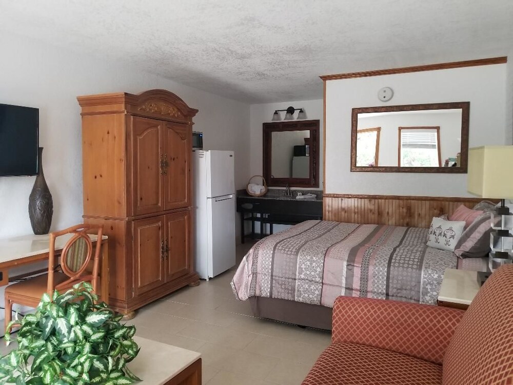 Extended Stay Brunswick - photo 3