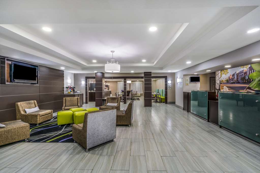 La Quinta Inn & Suites by Wyndham Canton MS - photo 7