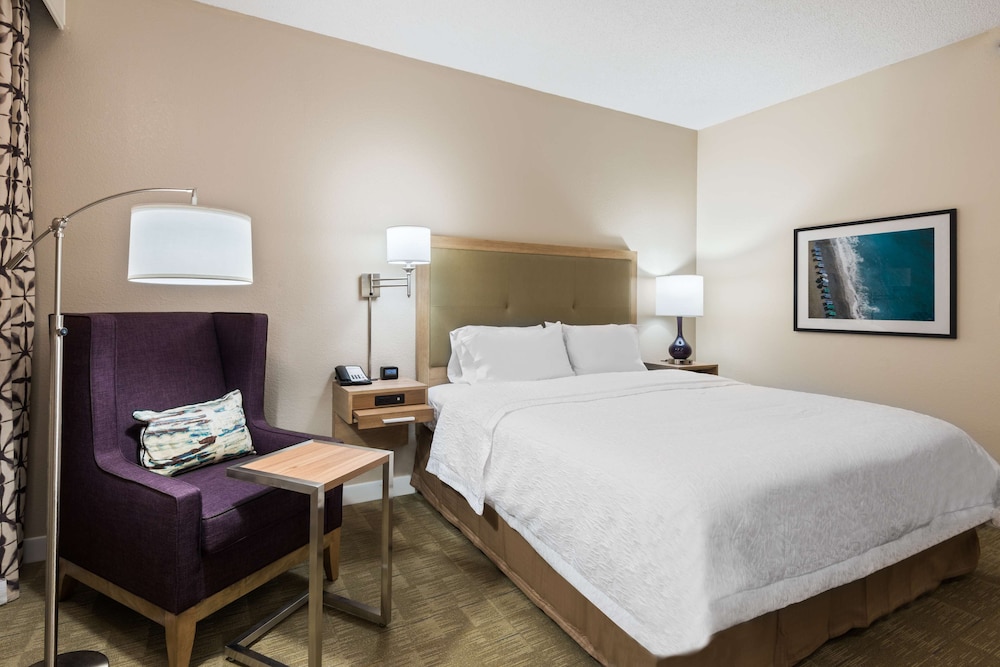 Hampton Inn Bonita Springs Naples North - photo 13