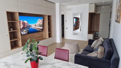 Valentini Apartments — 4-Star Luxury Hotel in Cluj-Napoca, Romania