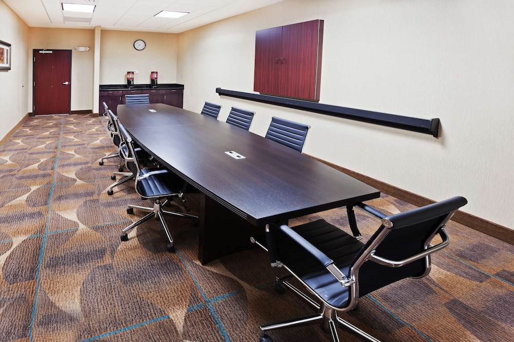 Hampton Inn & Suites Liberal - photo 19
