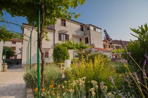 Rooms Ester — Cres — photo 4