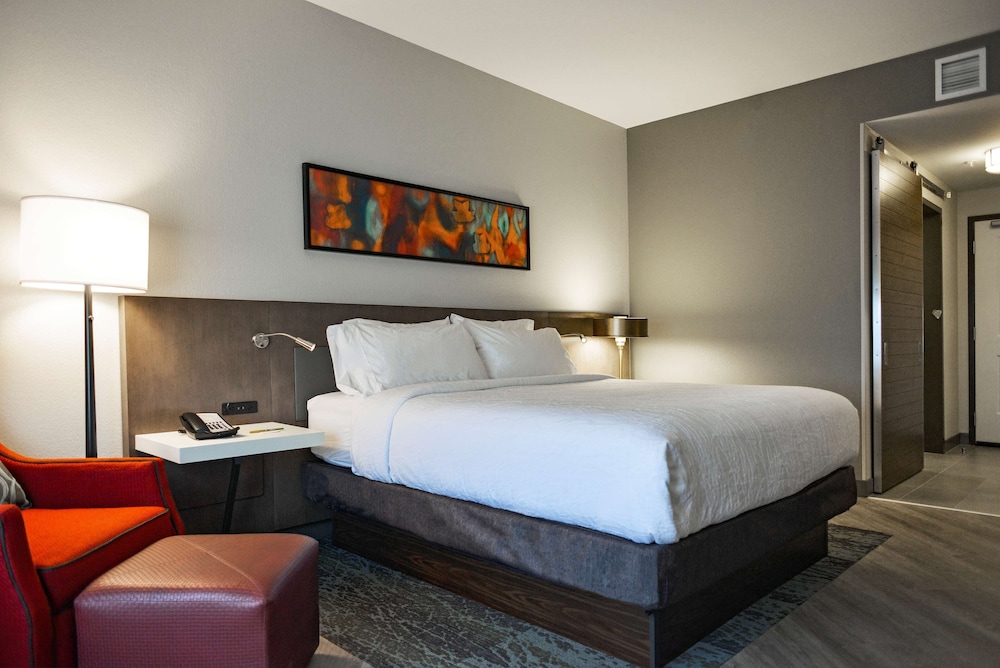 Hilton Garden Inn Louisville Mall of St. Matthews - photo 11