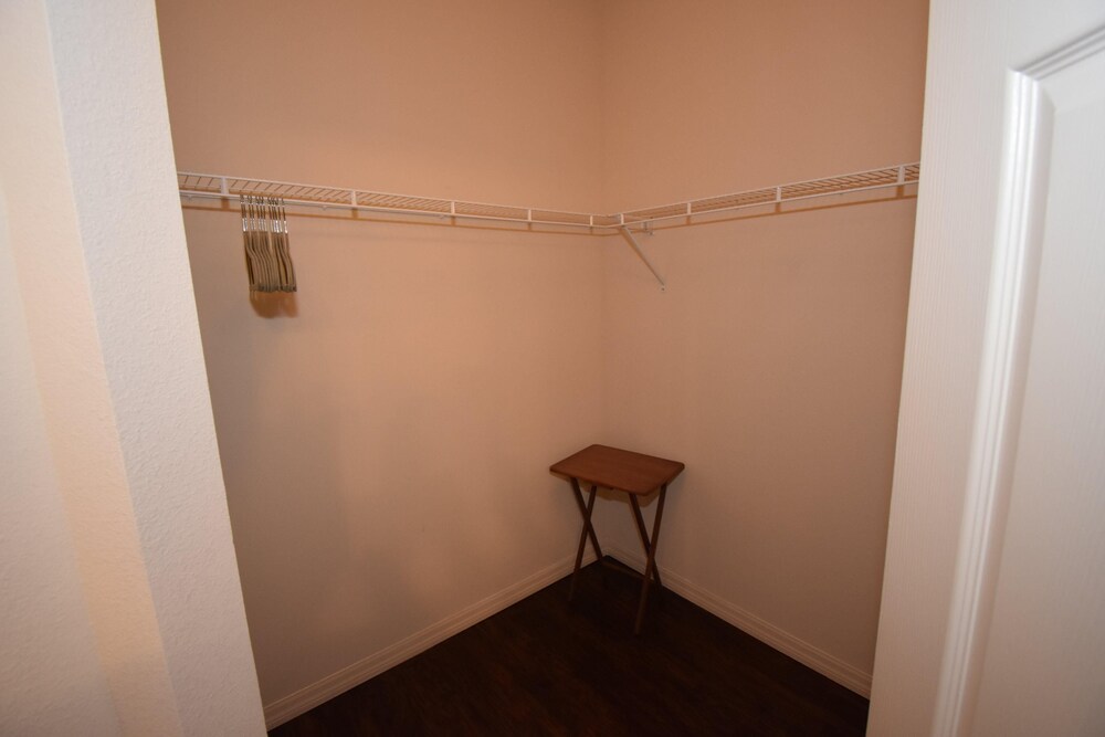 Nov Special W Lucaya 4bed 2 Bath ID: 256175 - photo 8