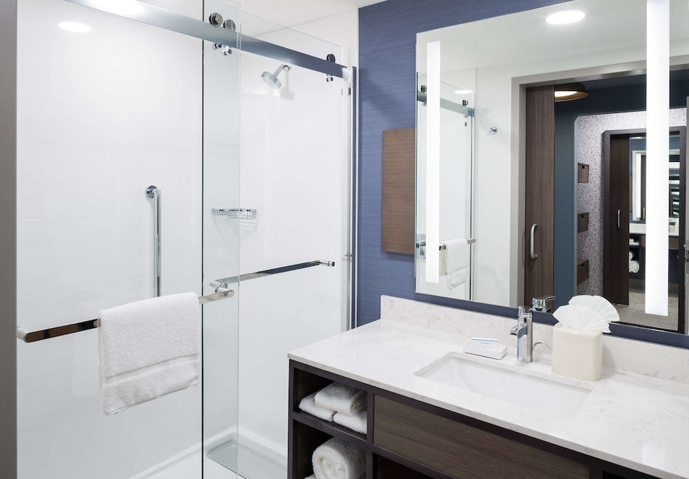 Hilton Garden Inn Madison Downtown - photo 27