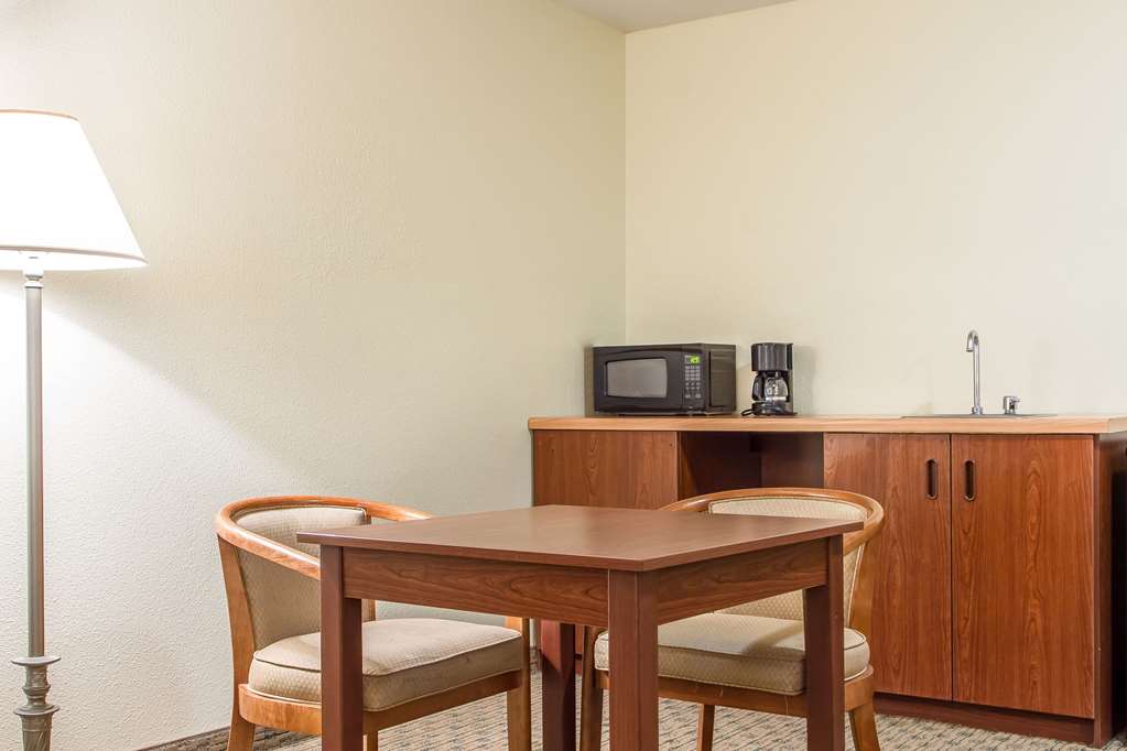 Quality Inn & Suites Santa Rosa South - photo 24