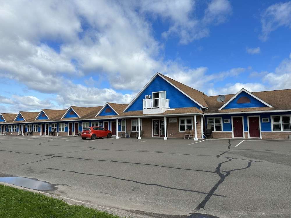 Travellers Inn - carbon neutral hotel in Fredericton