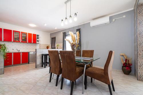 Apartment Thalia — 4-Star Luxury Hotel in Zadar, Croatia