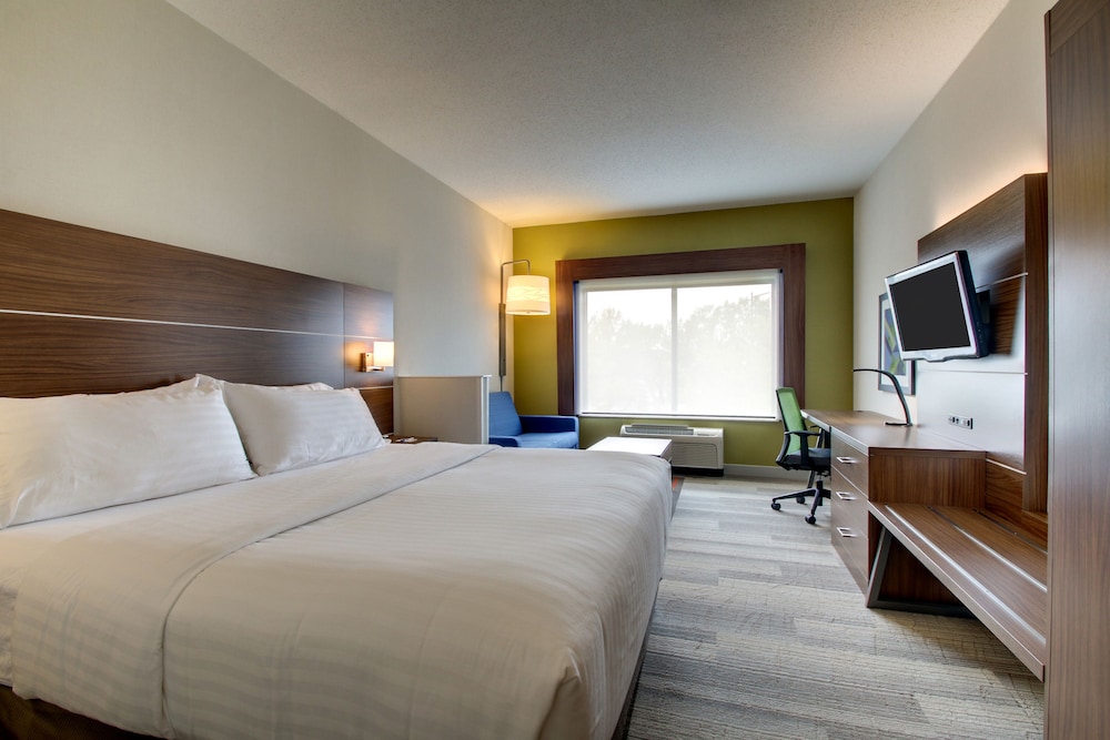 Holiday Inn Express & Suites Aurora Naperville by IHG - photo 17