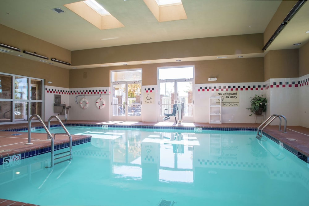 Hampton Inn Oxford West - photo 53
