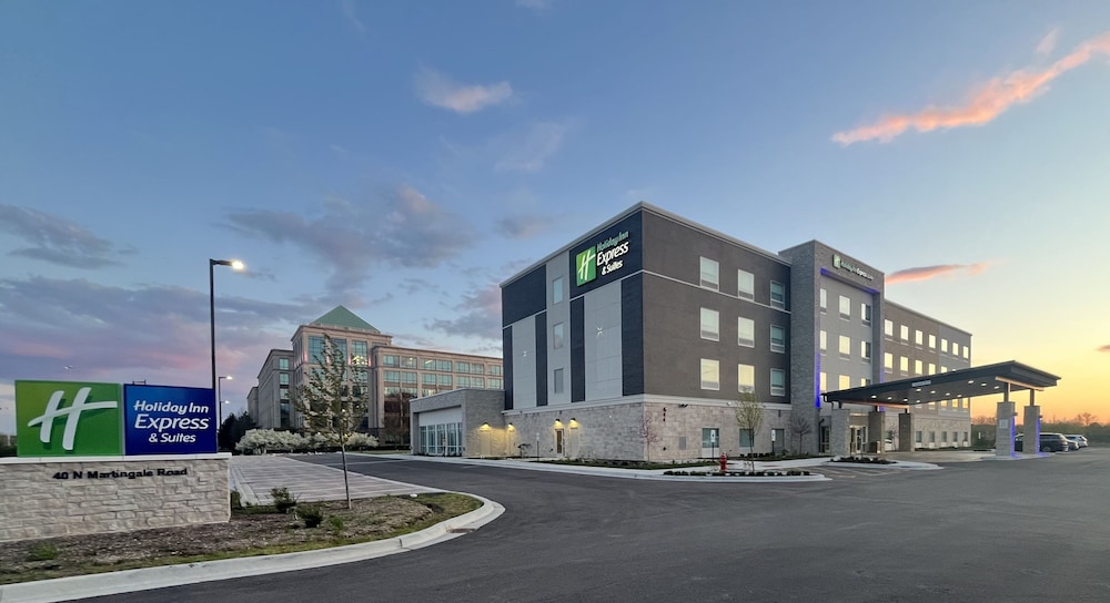 Holiday Inn Express & Suites Chicago Schaumburg an IHG Hotel - carbon neutral hotel in Schaumburg