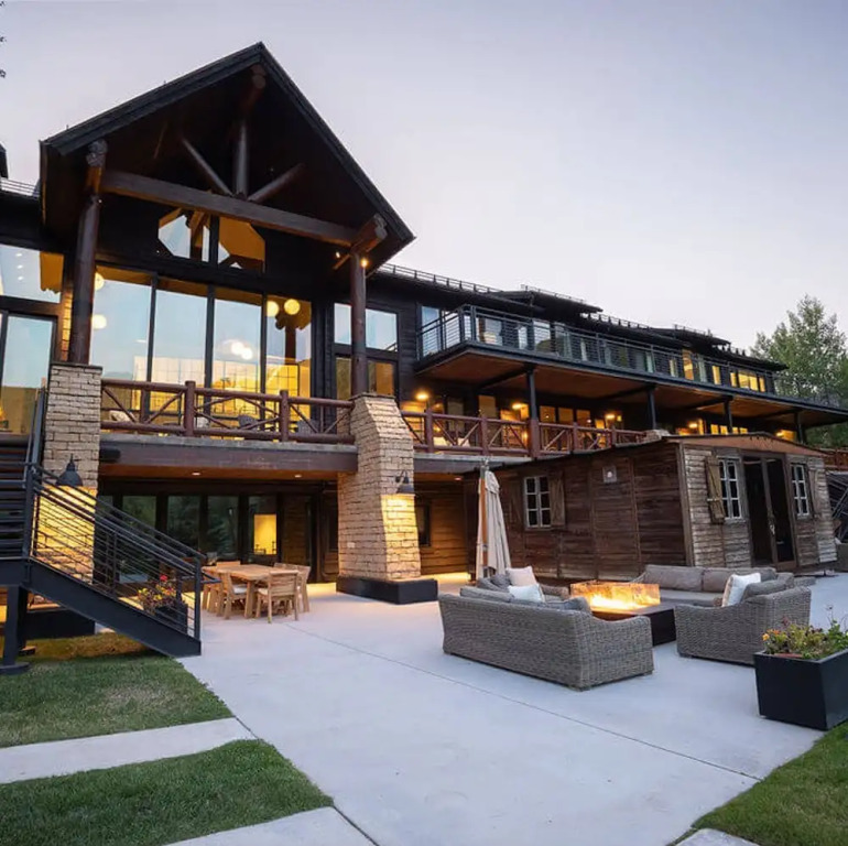 Ute Terrace by Rove Travel Lux Retreat w Pool