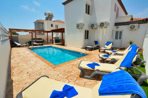 Nissi Villa Sotia