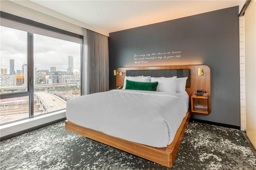 Cambria Hotel Boston Downtown Seaport - photo 25