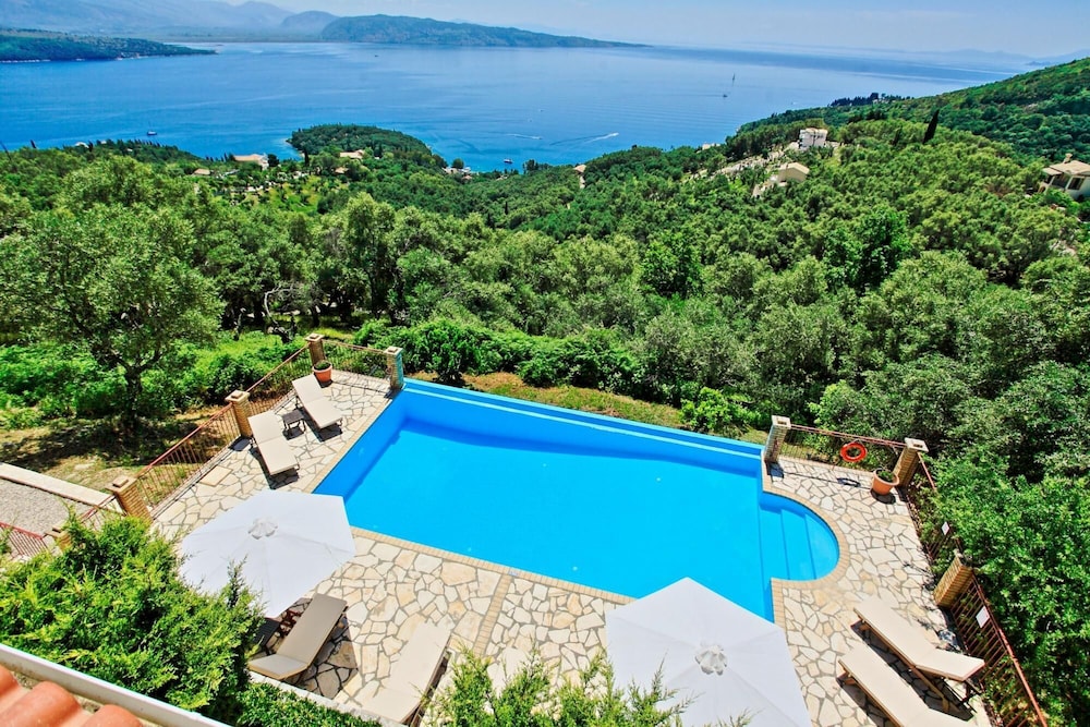 Villa Vilelmina — 4-Star Luxury Hotel in Corfu, Greece