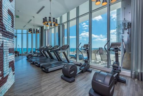 Hyde Beach Luxury Condo Resort apts - photo 16