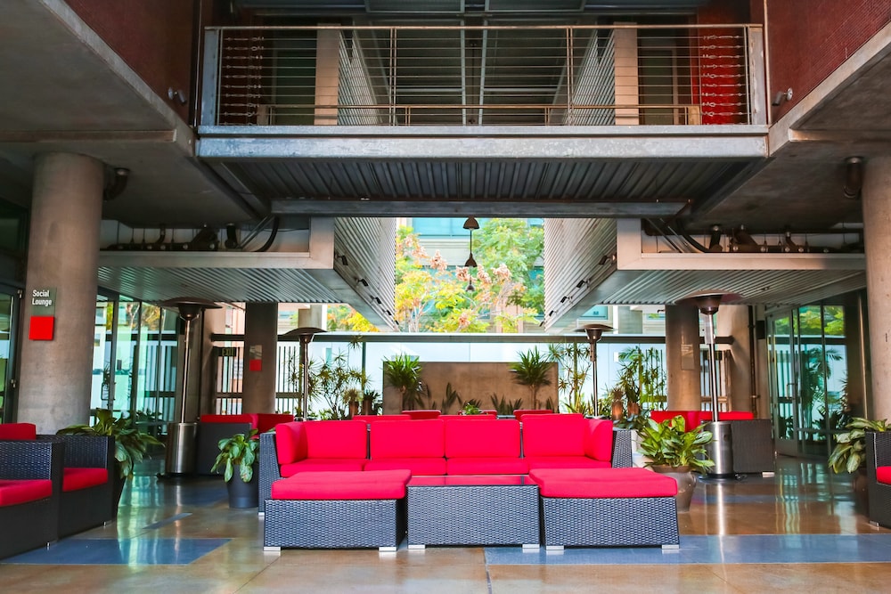 Corporate Suites Downtown In The Heart of LA - photo 2