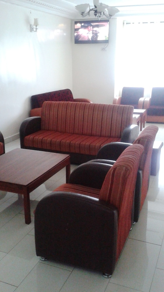 Kangle Plaza Hotel Ngen Junction — Bamenda — photo 3