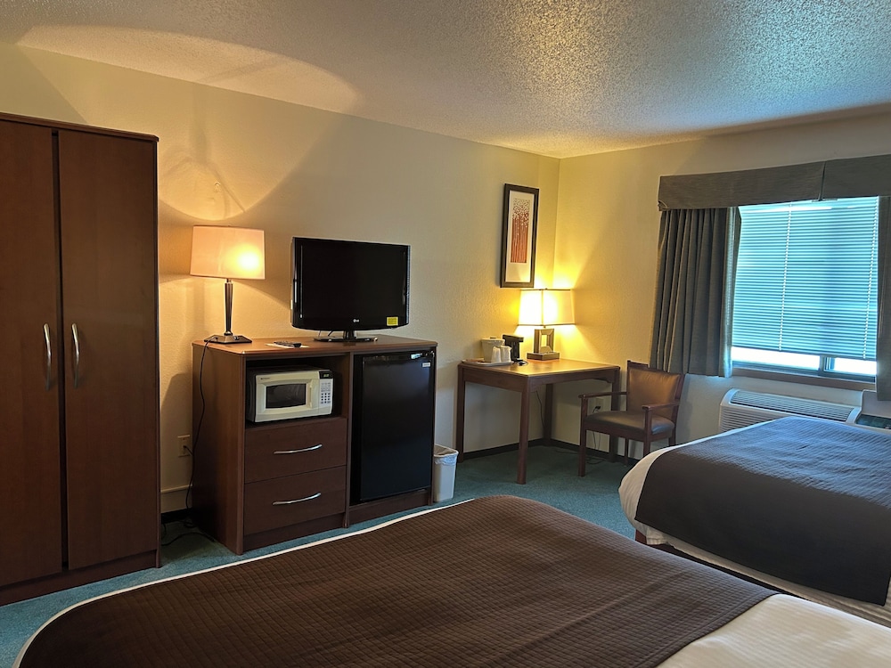 AmericInn by Wyndham Blackduck - photo 36
