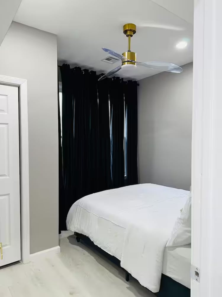 DT Newark Stay near Prudential Center in Newark, United States