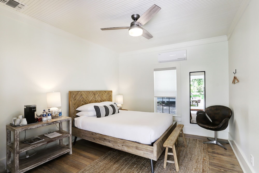 Farmstead Round Top - photo 41