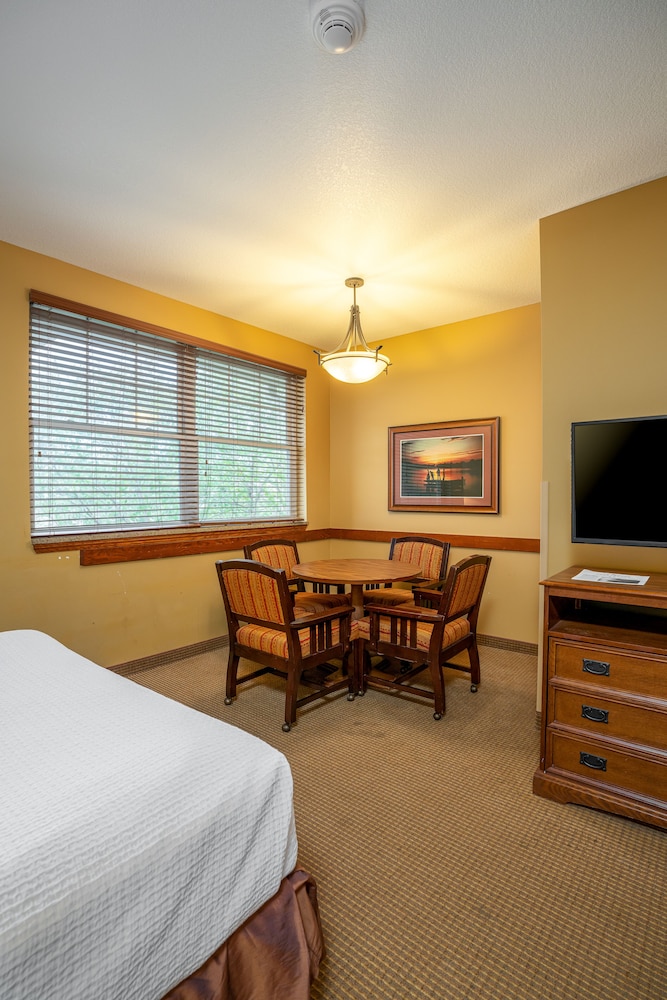 Honey Creek Resort - photo 11