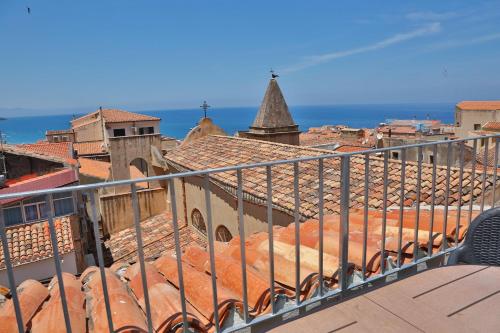 Appartamenti Superior Vacation Service Cefalu’ City Centre in Cefalu, Italy