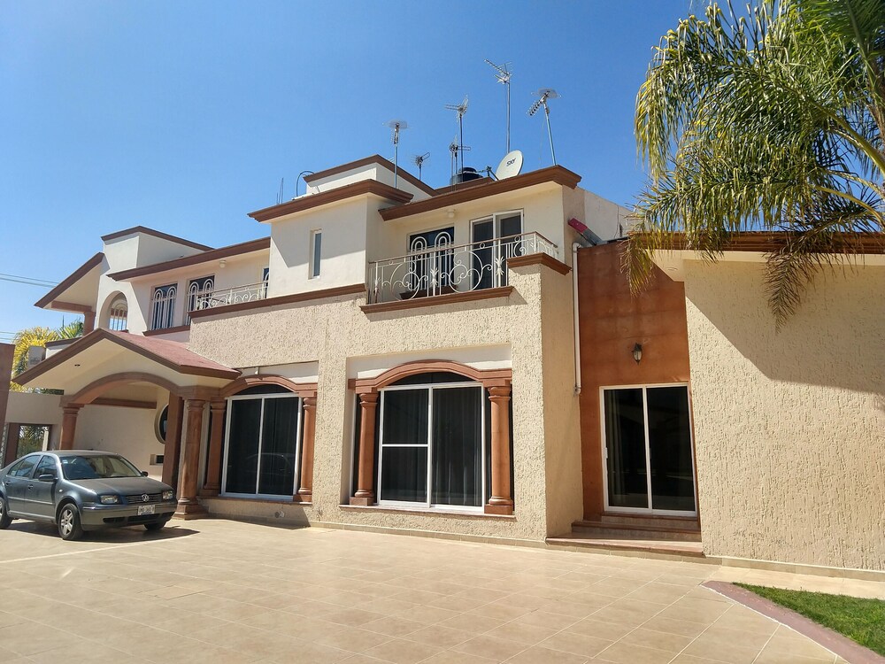Hotel la finca — hotel in Ezequiel Montes