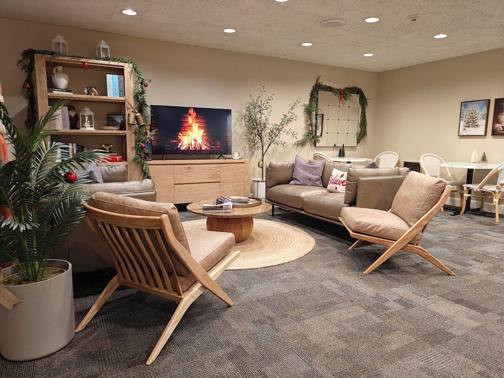 La Residence Suite Hotel - featured photo