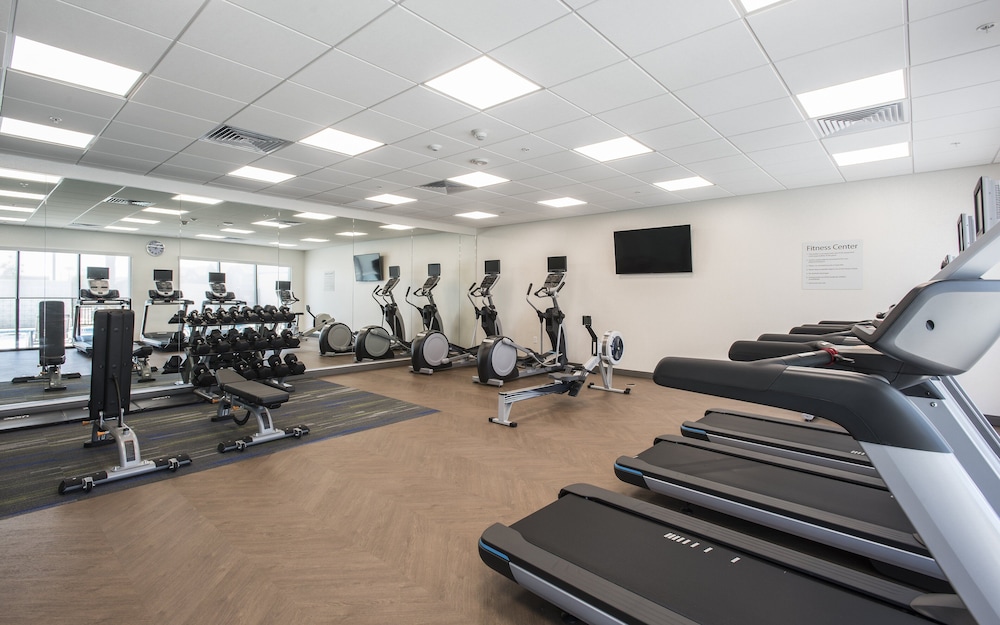 Holiday Inn Express & Suites Phoenix North Happy Valley by IHG - photo 36