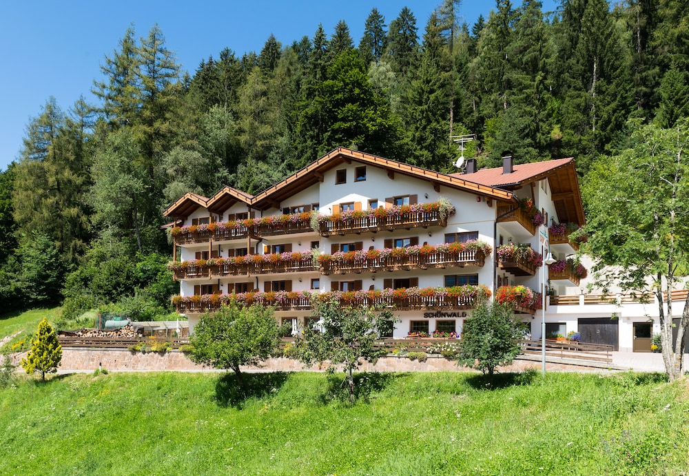 Aktiv Hotel Schonwald — Nova Levante