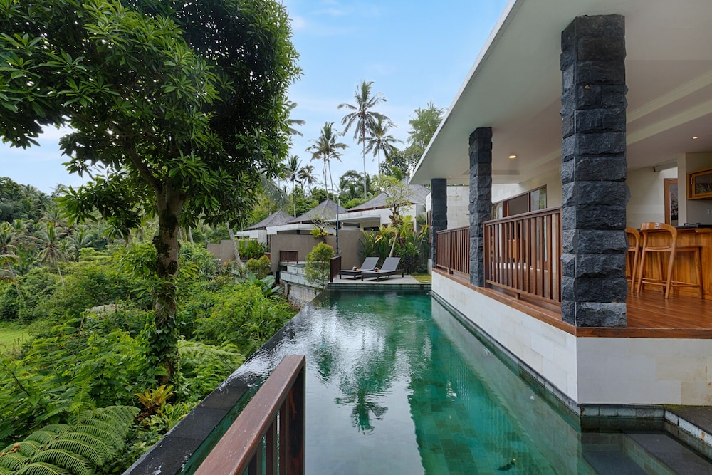 Kelusa Hill - carbon neutral hotel in Ubud