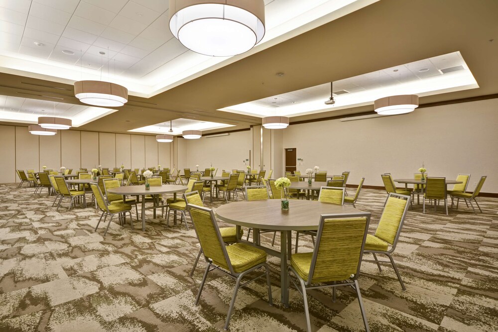 Home2 Suites by Hilton Dallas Downtown at Baylor Scott & White - photo 30