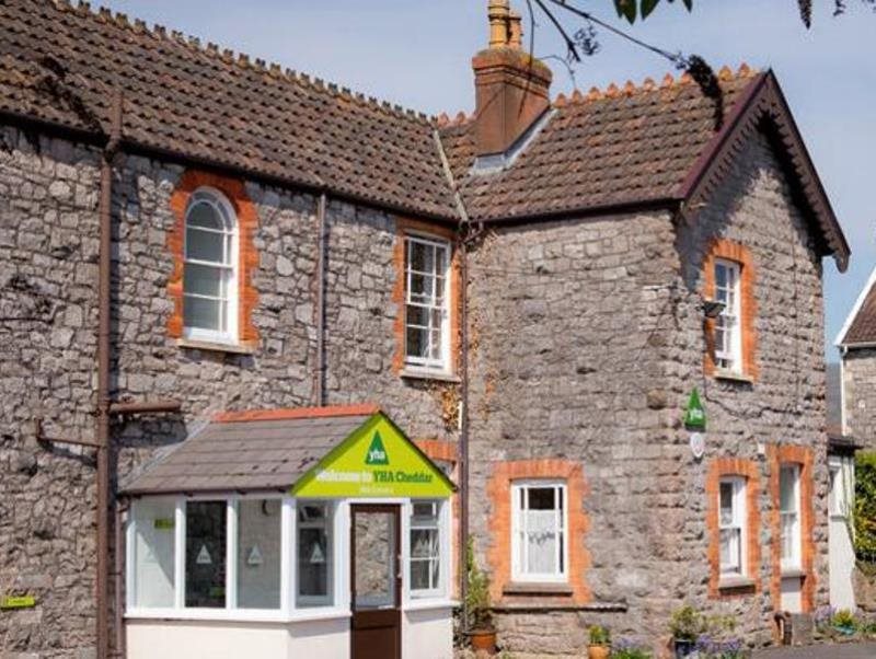 Yha Cheddar - carbon neutral hotel in Cheddar
