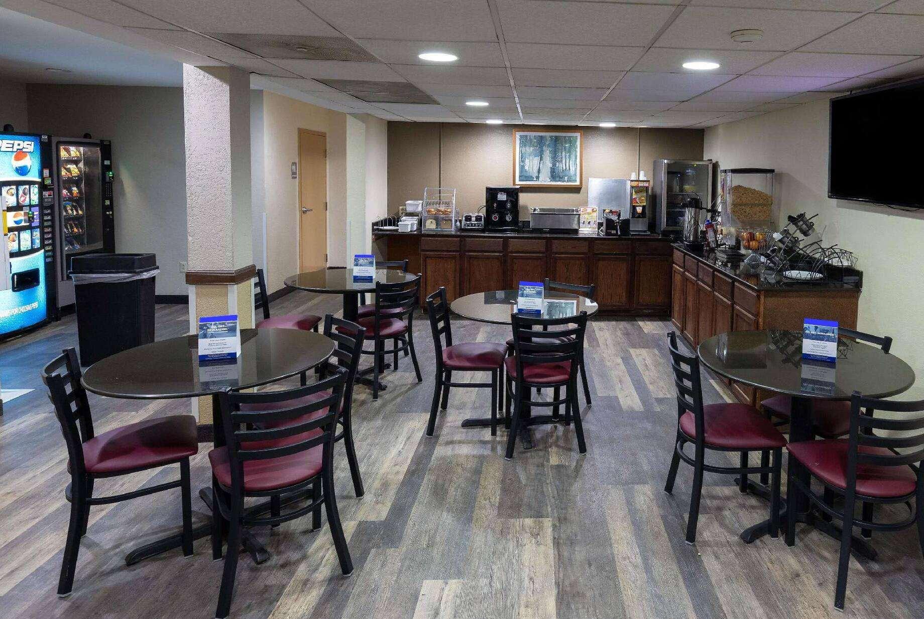 Wingate by Wyndham Somerset - photo 11