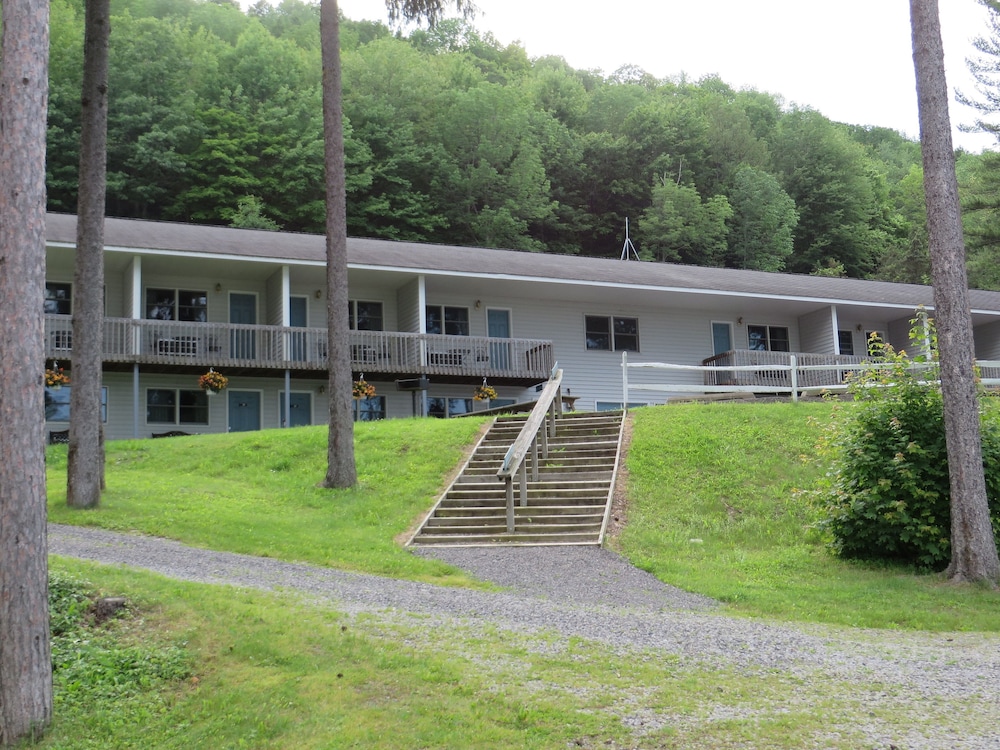 Bayside Inn & Marina - photo 167