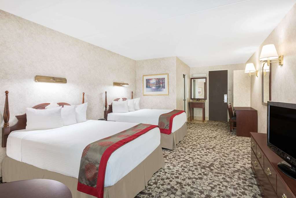 Ramada Plaza by Wyndham Portland - photo 16